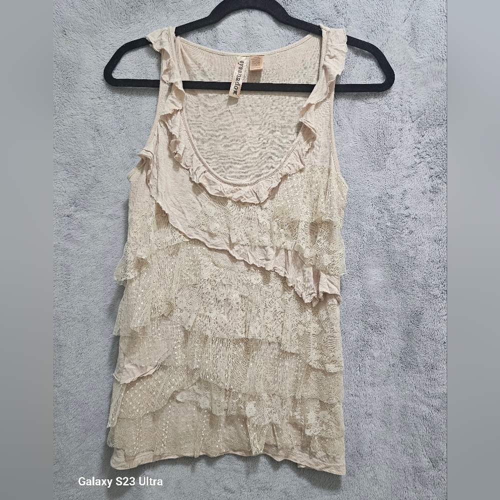 Eyeshadow Lace Tank Top
